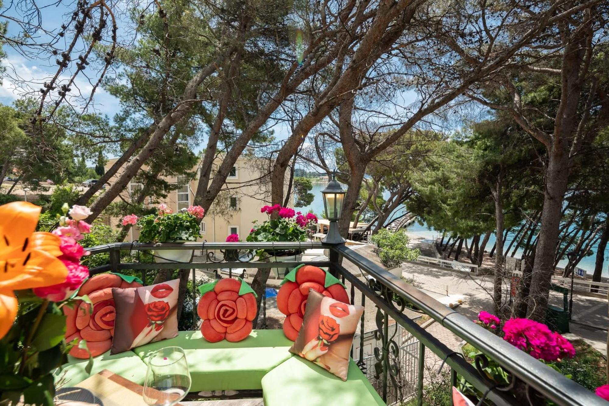 Beachfront Apartment Romilda マカルスカ エクステリア 写真
